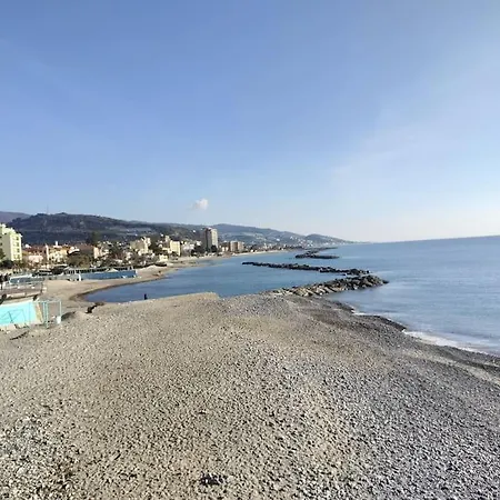 Martina House Apartment *