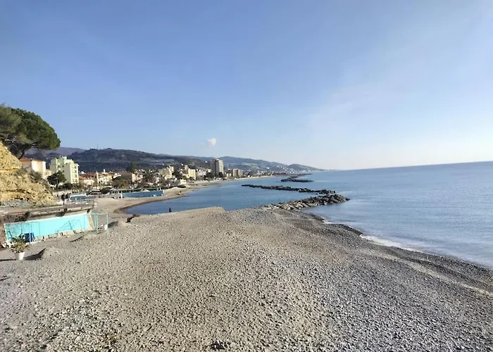 Martina House Apartment *